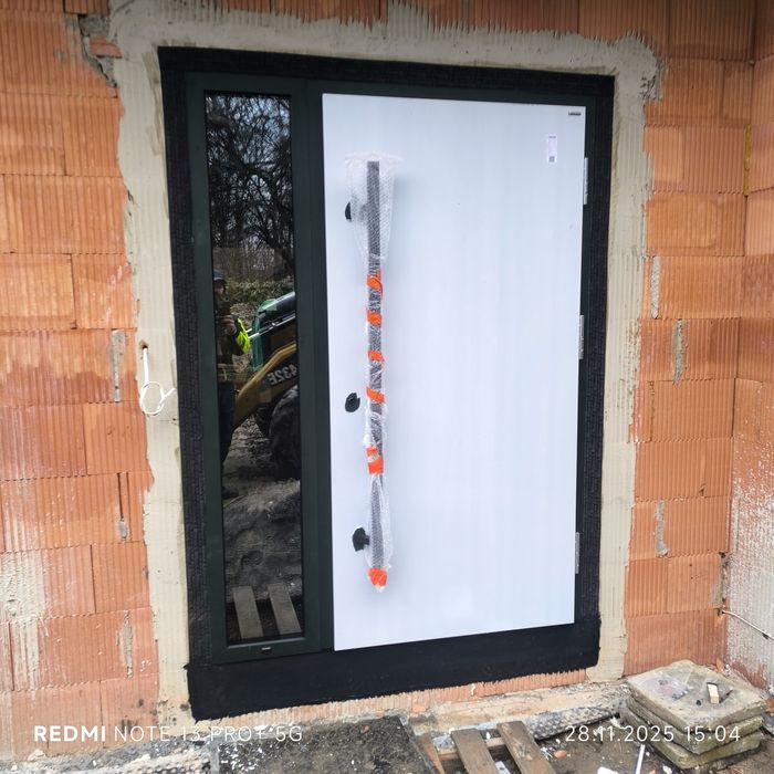 Malowanie mieszkań i montaż stolarki budowlanej