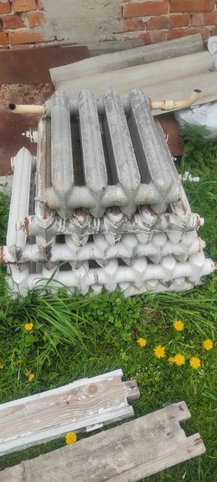 Продам чавунні батереї