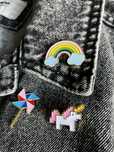 Zestaw 3ech metalowych przypinek  w stylu candy unicorn bajkowy świat
