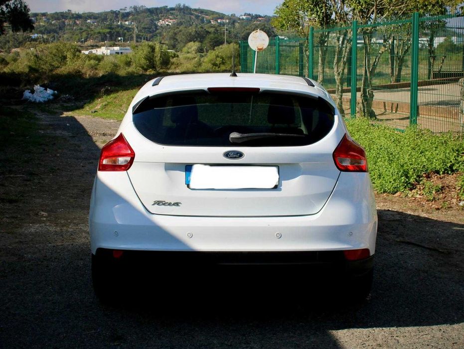 Ford Focus DYB 1.5 TDCi – Excelente Estado!