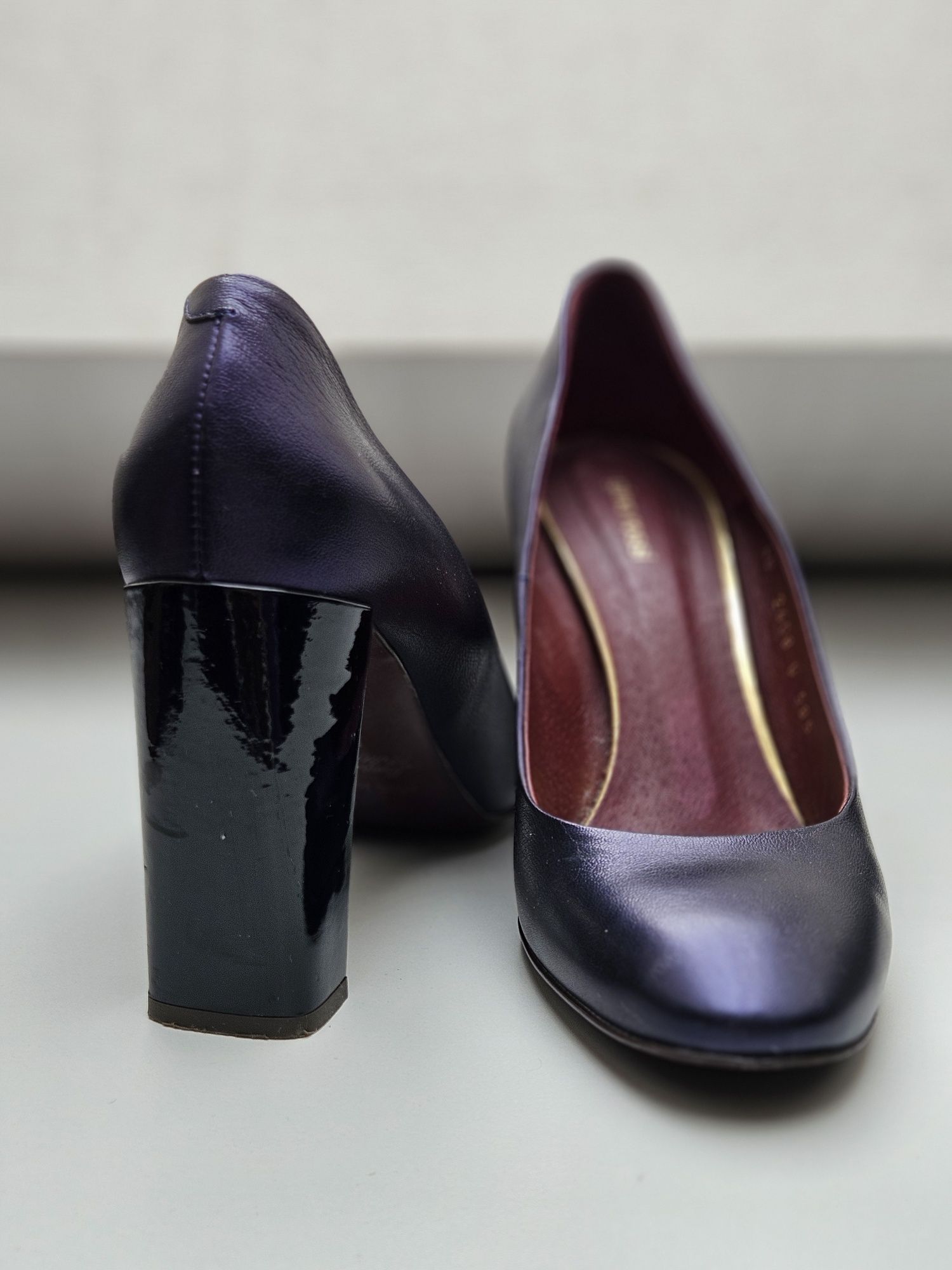 Buty na obcasie damskie Gino Rossi rozm.40