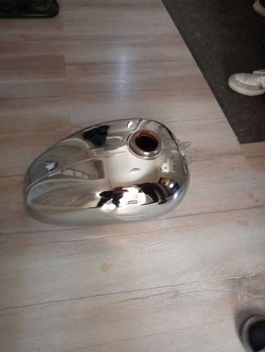 Niklowanie chromowanie części motocyklowych.