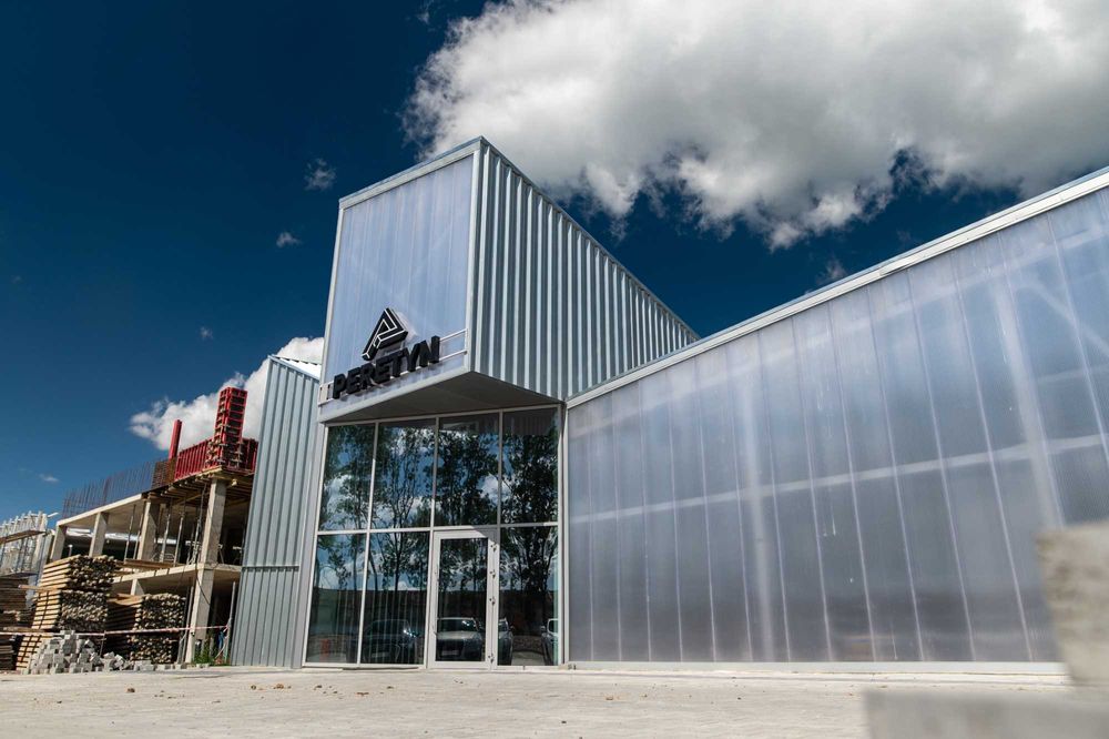 Новий склад 654 м² в ЛЦ PERETYN (поряд з митницею) у Львові