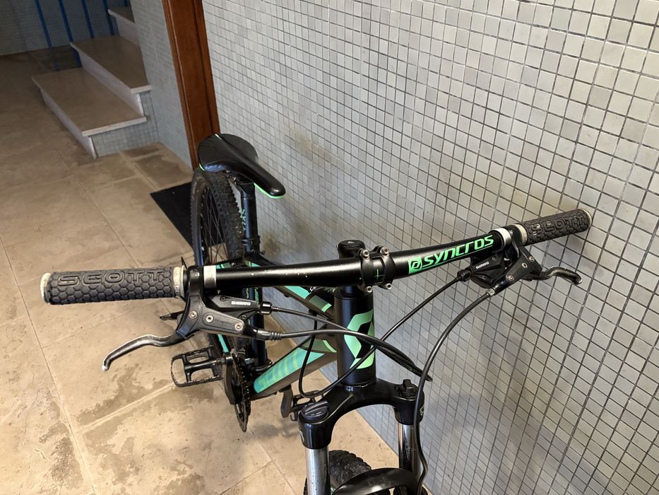 Bike Scott roda 27• S