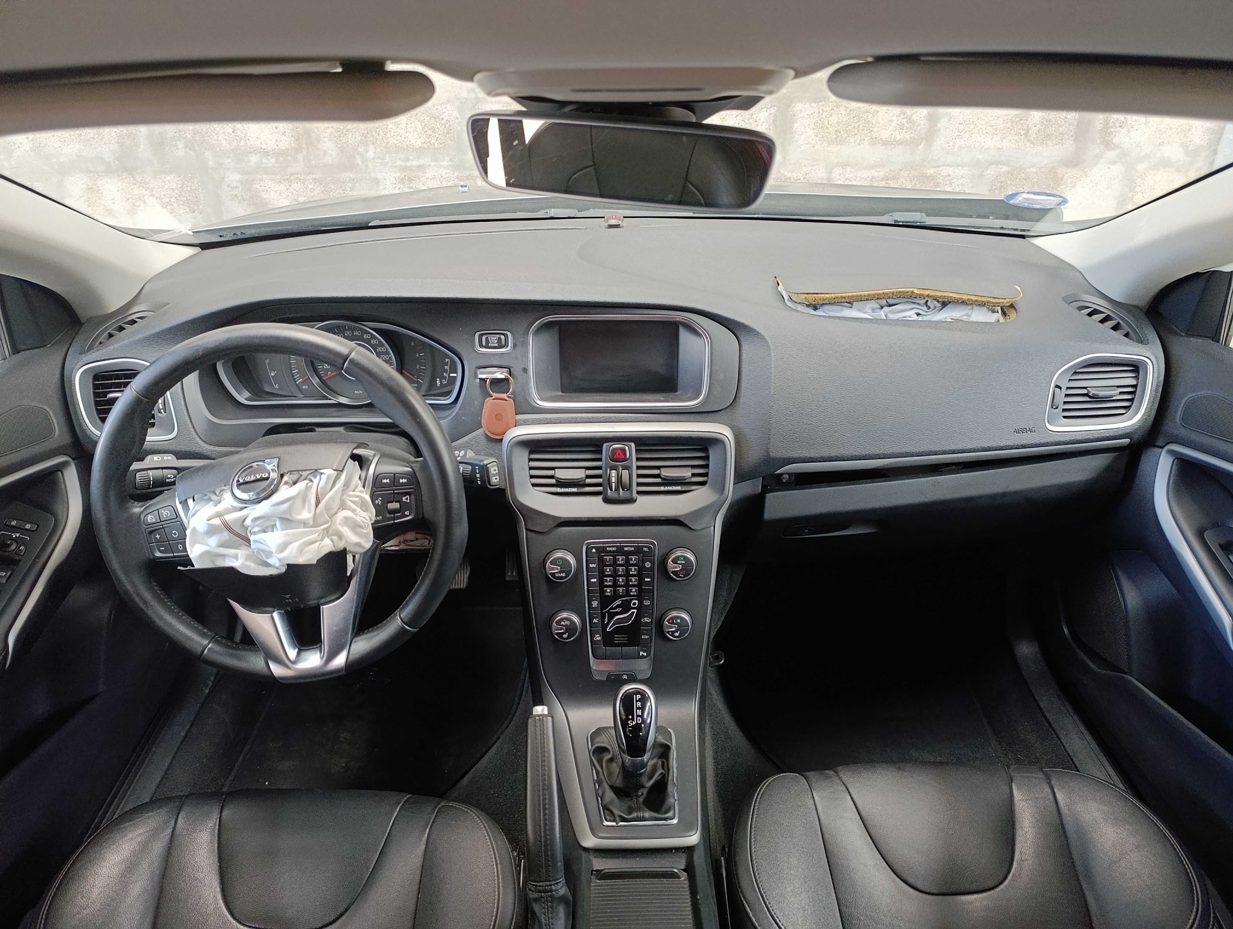 VOLVO V40 2.0 D3 - CX. AUTO