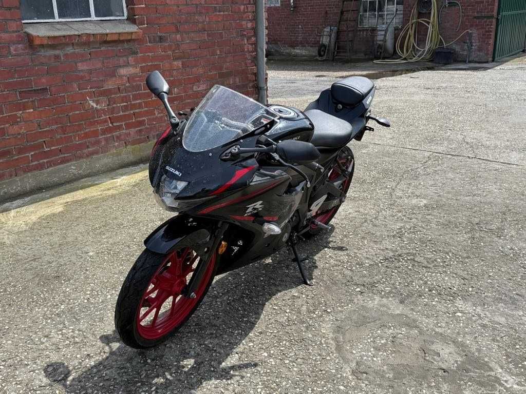 Suzuki GSX-R 125
