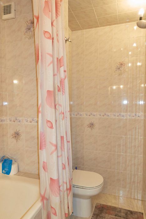 2к. 61м. ул. Антоновича 91/14, угол Лабораторная. Кирпичный.