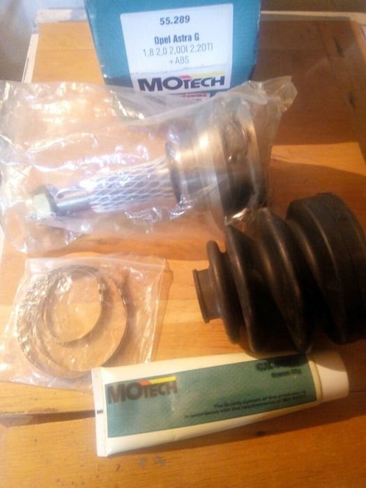 Кулак до Опеля Астри