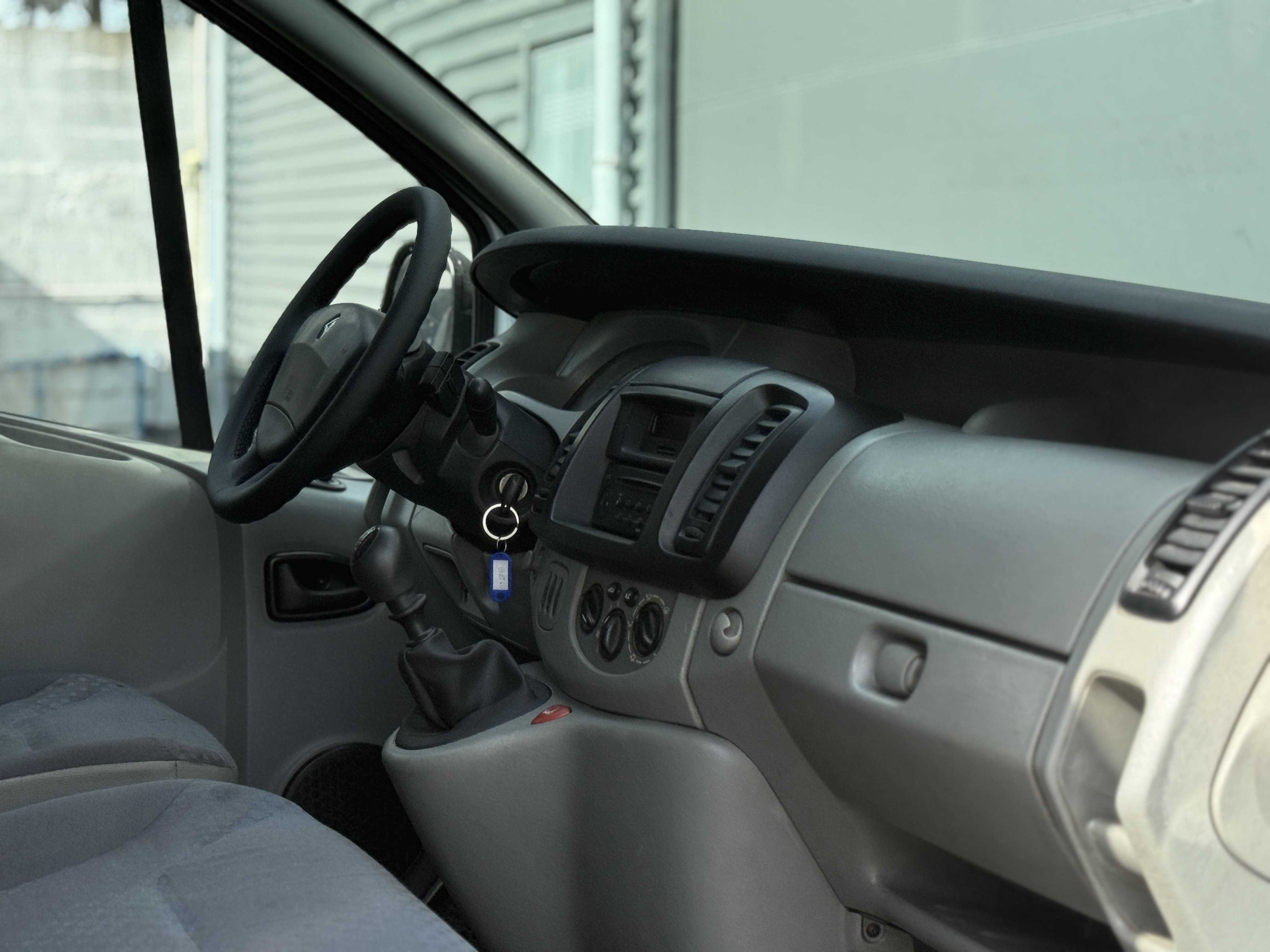 RENAULT TRAFIC 2.0 DCI 115.CV C/ AC + EXTRAS