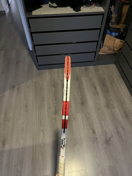 Babolat Pure Strike 100