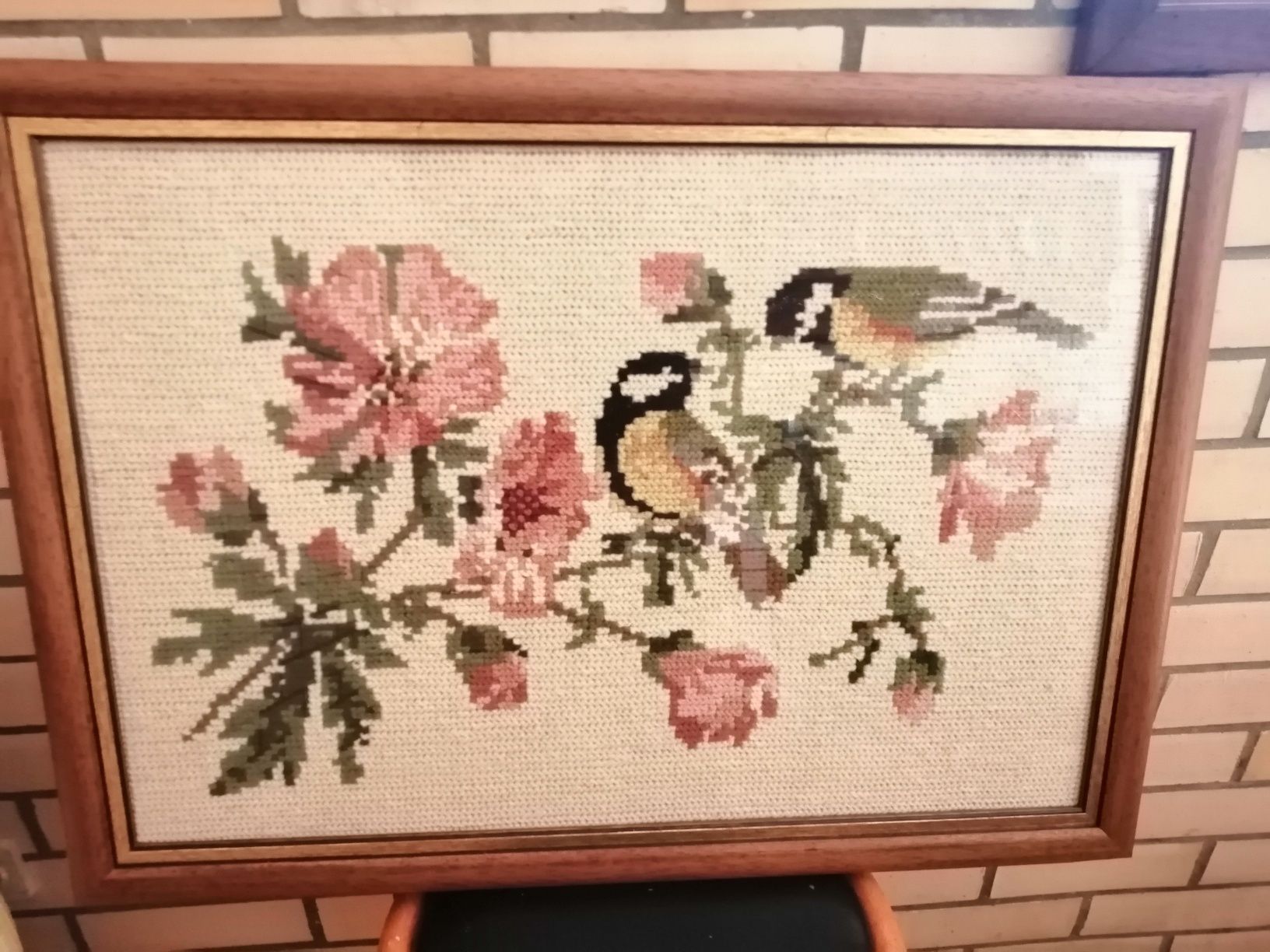 Quadro de  pássaros e flores