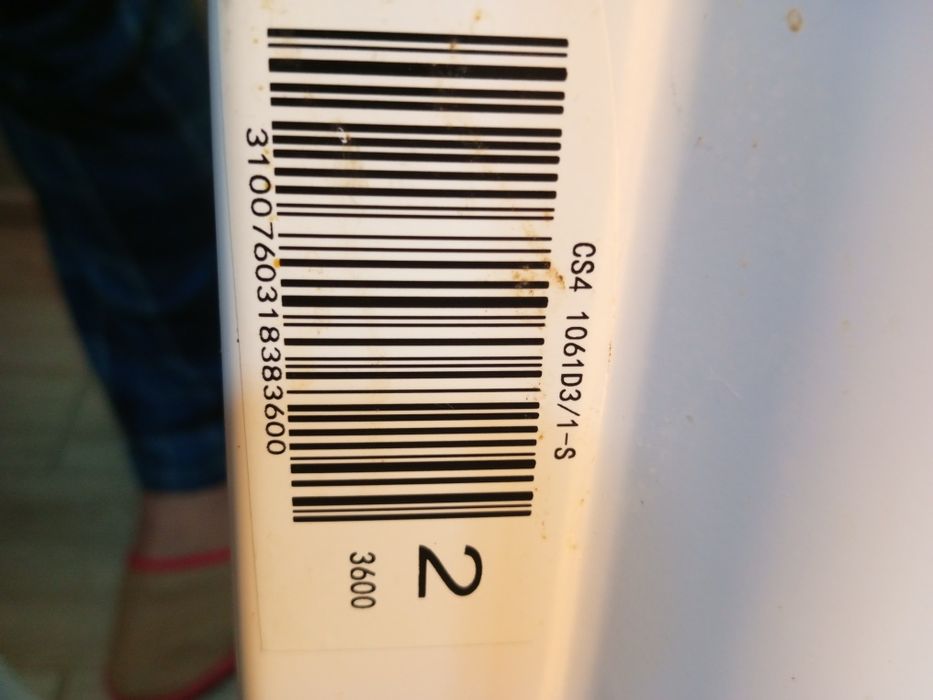 Стиральная машина  candy узкая под  ремонт ре