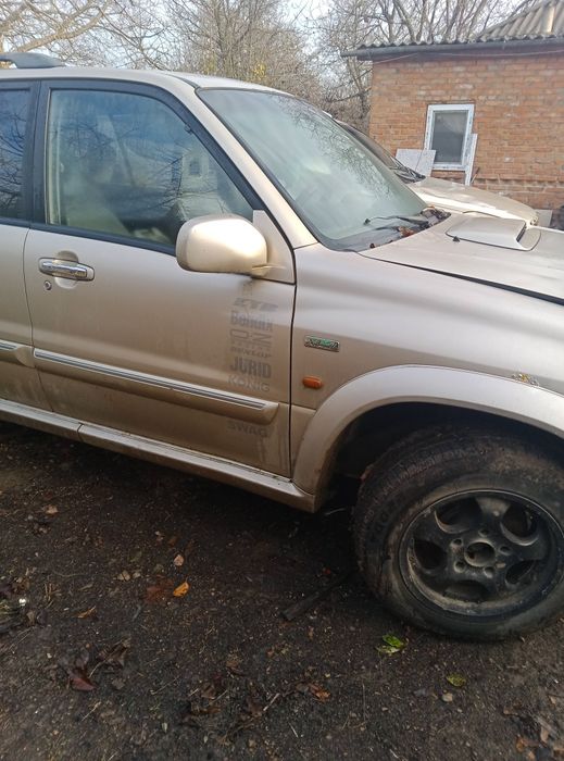 suzuki grand vitara XL7