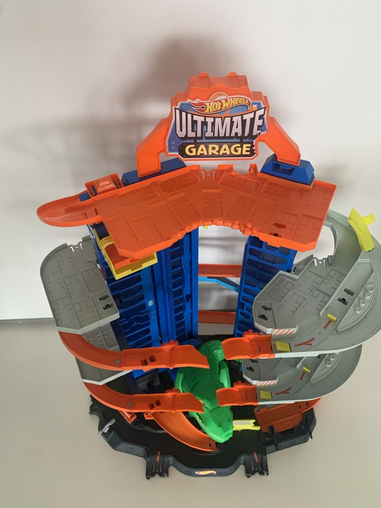 Pista ultimate garage