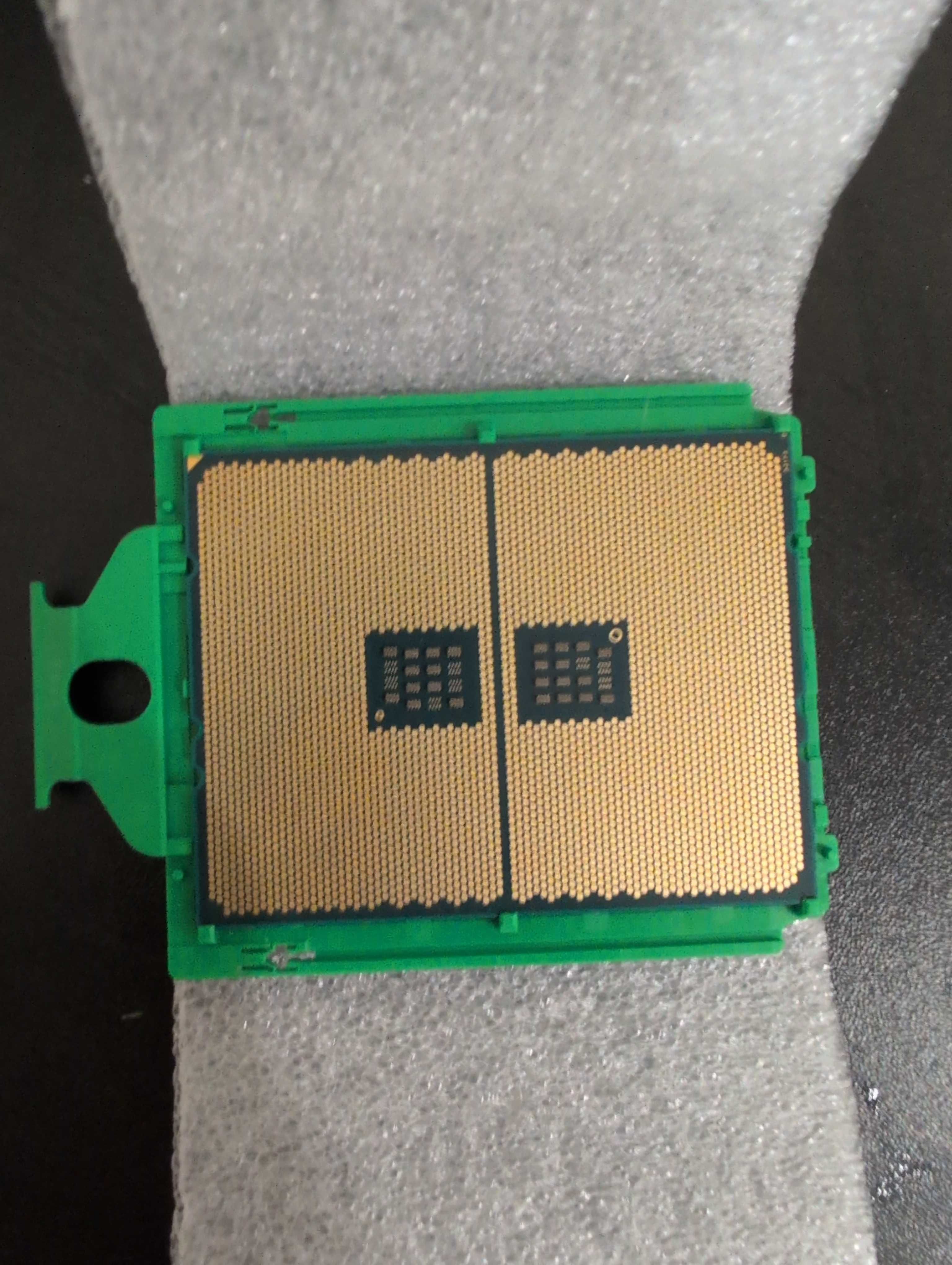 Procesor AMD EPYC 7532 32/64, AI, LLM, Olama, Proxmox