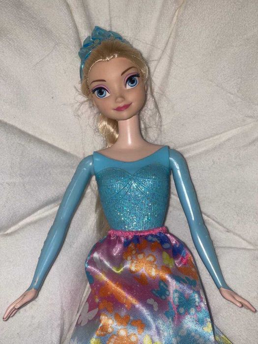 Лялька Ельза Mattel Disney. 2012. Індонезія.