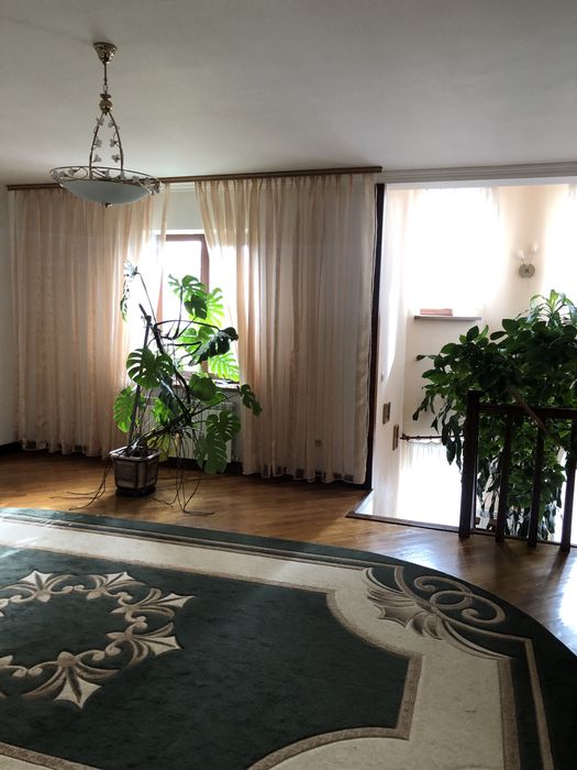 Продаж будинку в Станишівці