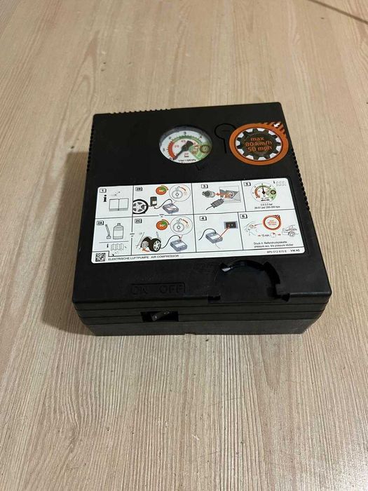 Компрессор підкачки шин аптечки аварійні знаки VAG