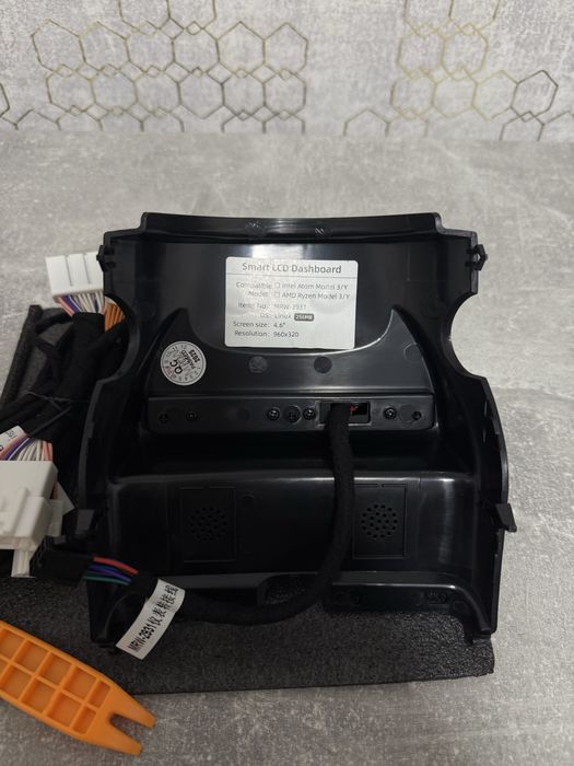 Tesla Model 3 / Y  RYZEN спідометр, дисплей YS1