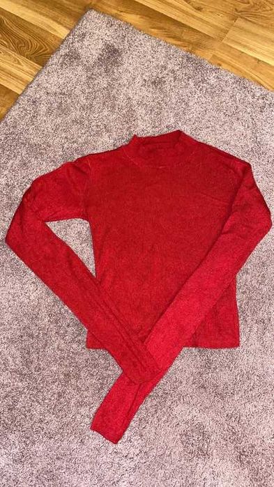 Czerwony sweter z golfem reserved xs