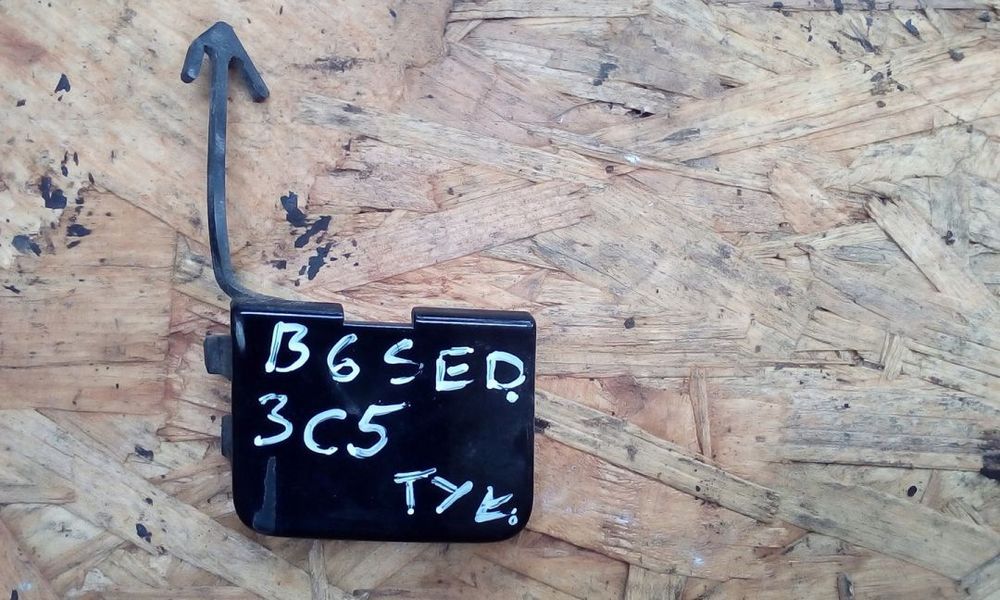 VW PASSAT B6 SEDAN ZAŚLEPKA HAKA ZDERZAK TYŁ ORG