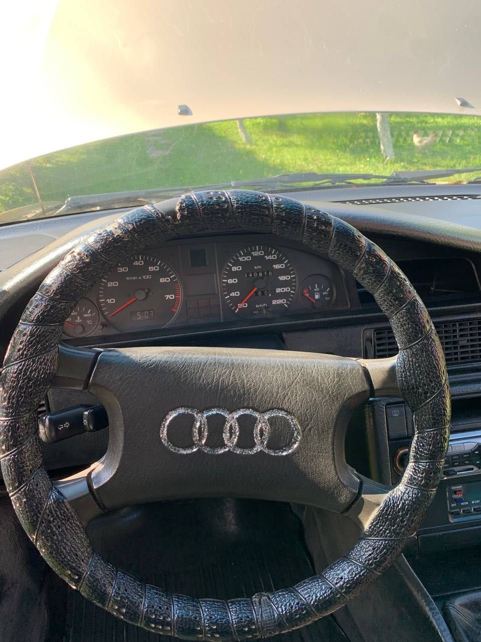 Продаю авто Audi 100