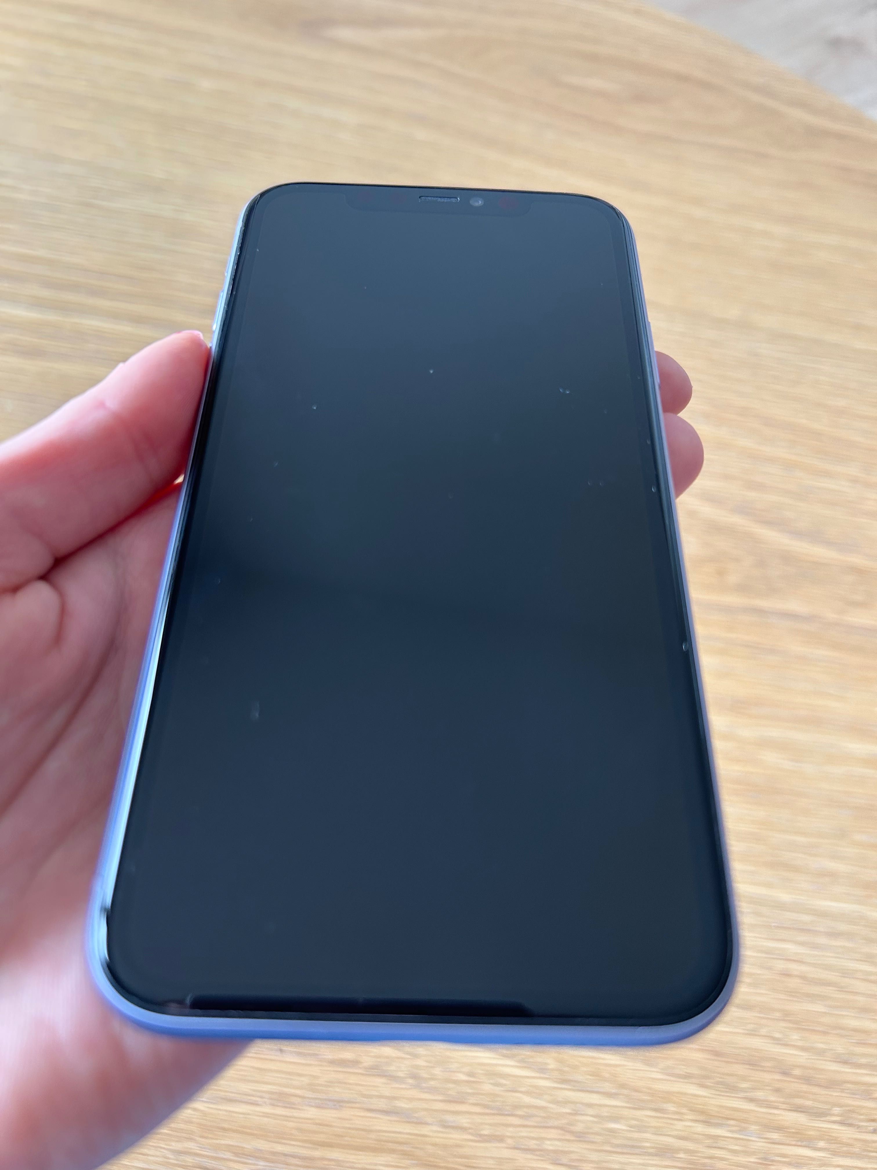 iPhone 11 fioletowy 64GB bardzo dobry stan