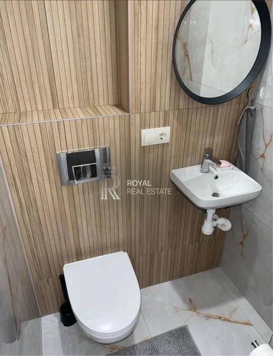 Оренда 3-х квартиры Лейпцизька 13А