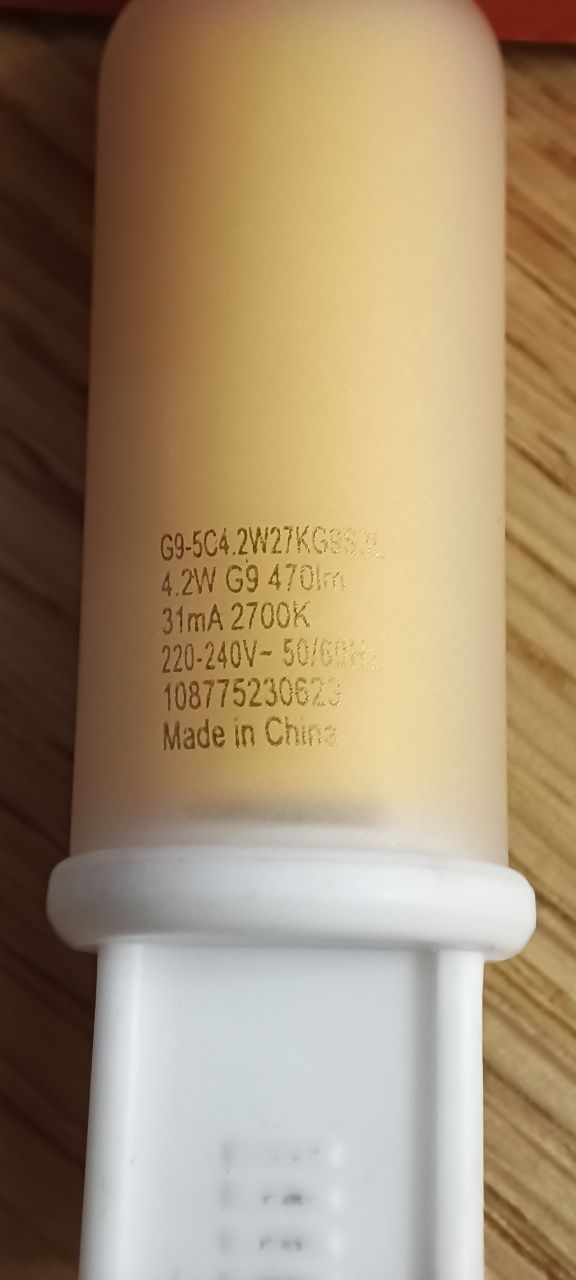 Żarówka LEXM G9 4,2W 470LM 2,7TK 330ST CL GL