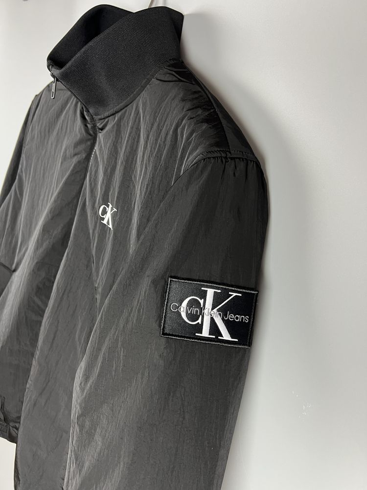 Оригінал, розпродаж! Вітровка-бомбер Calvin Klein, нова колекція