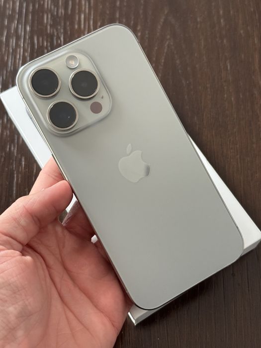iPhone 15 Pro 256 GB Natural Titanium – stan bardzo dobry, bez blokad