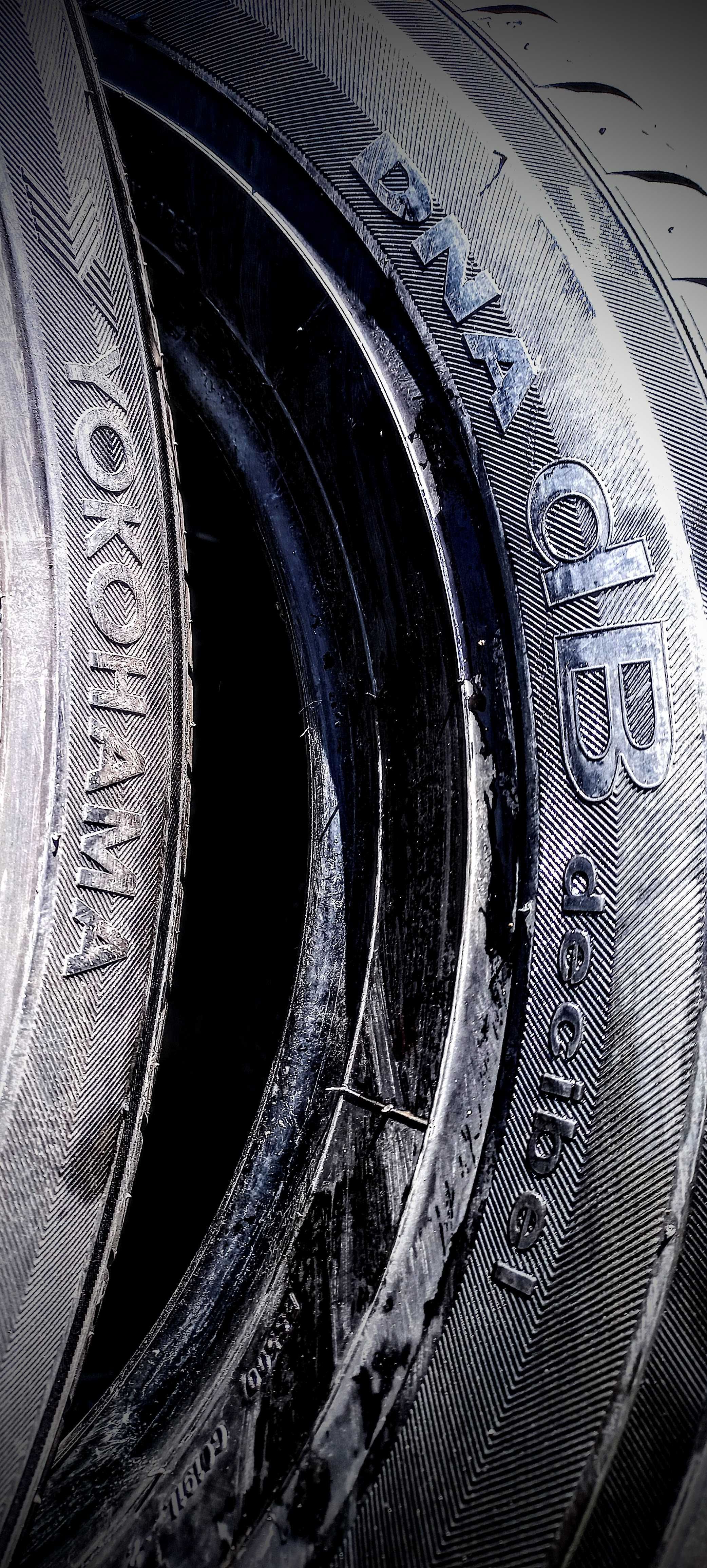 Opona Yokohama DNA dB Decibel 225/60R15 komplet