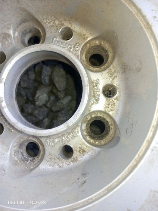 Продам два колеса 15 бмв.