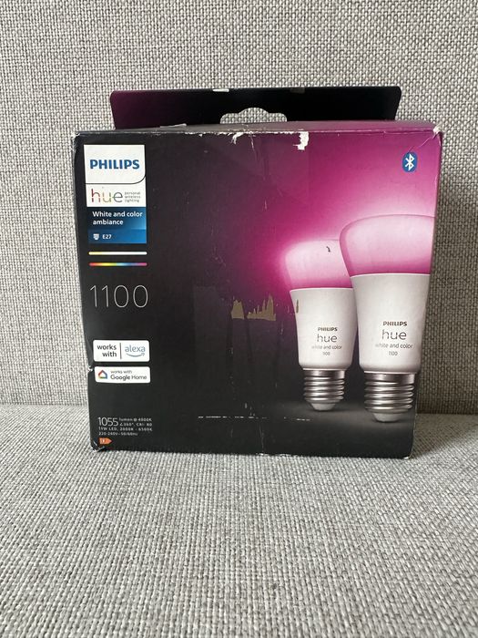 Philips hue 1100 White and Color - dwie żarówki e27