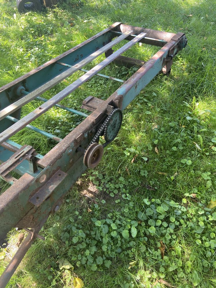Taśmociąg, podajnik