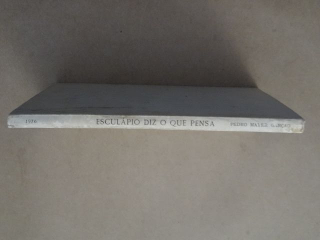 Esculápio Diz o Que Pensa de Pedro Mayer Garção