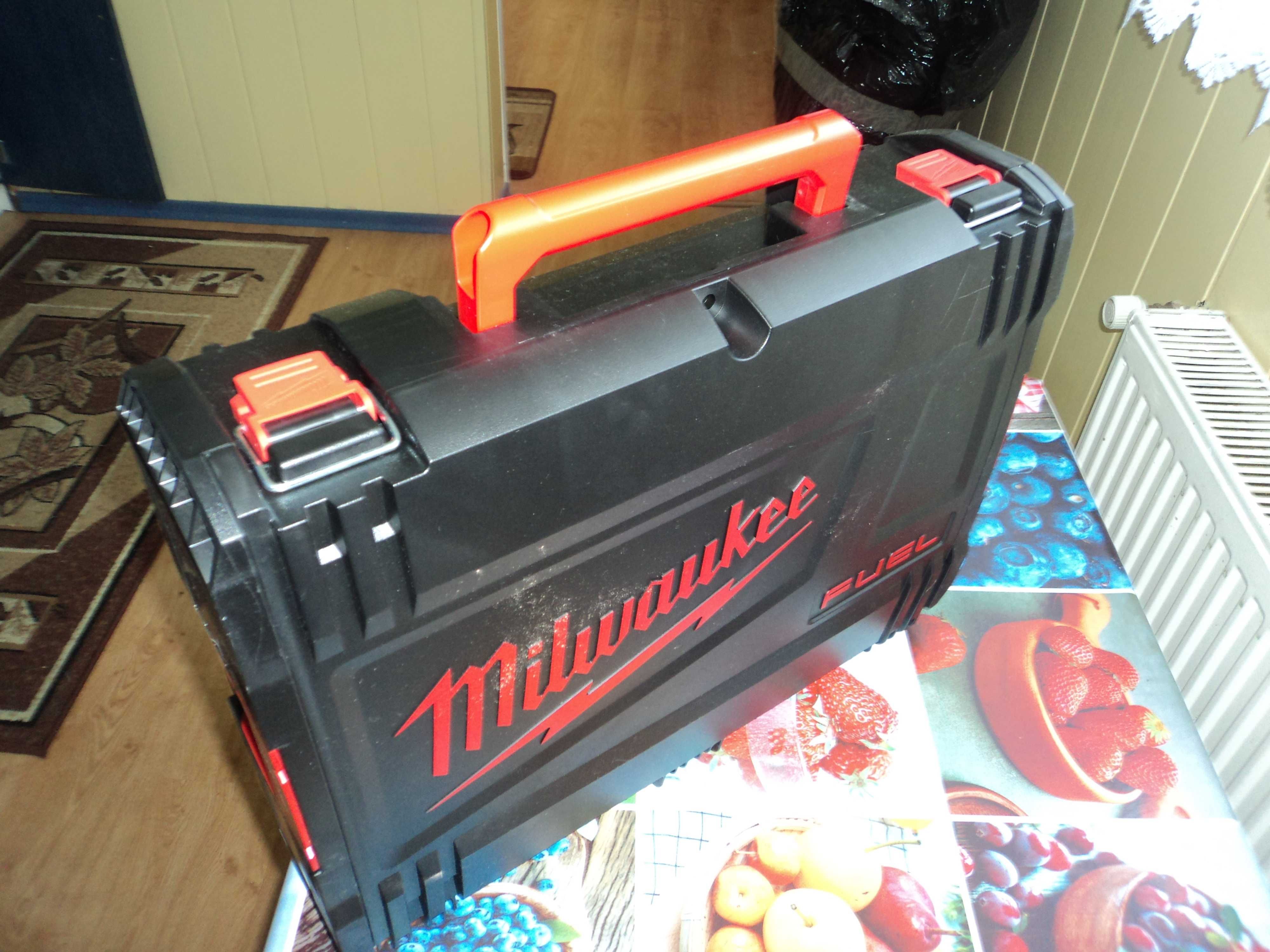 Milwaukee Plh32xe mlotow.udarowa 3-funkc.900 w 3.8 j z podkuwaniem kpl