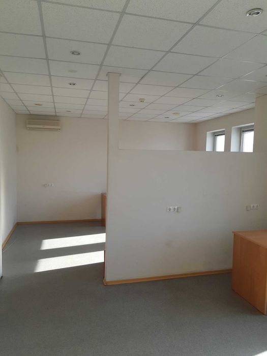 Оренда офісу, складу та інше, нф, 55 кв.м, ремонт, метро