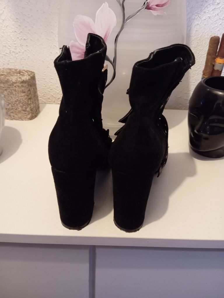 Buty damskie rozmiar 40