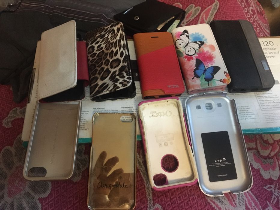 Чехлы к телефону