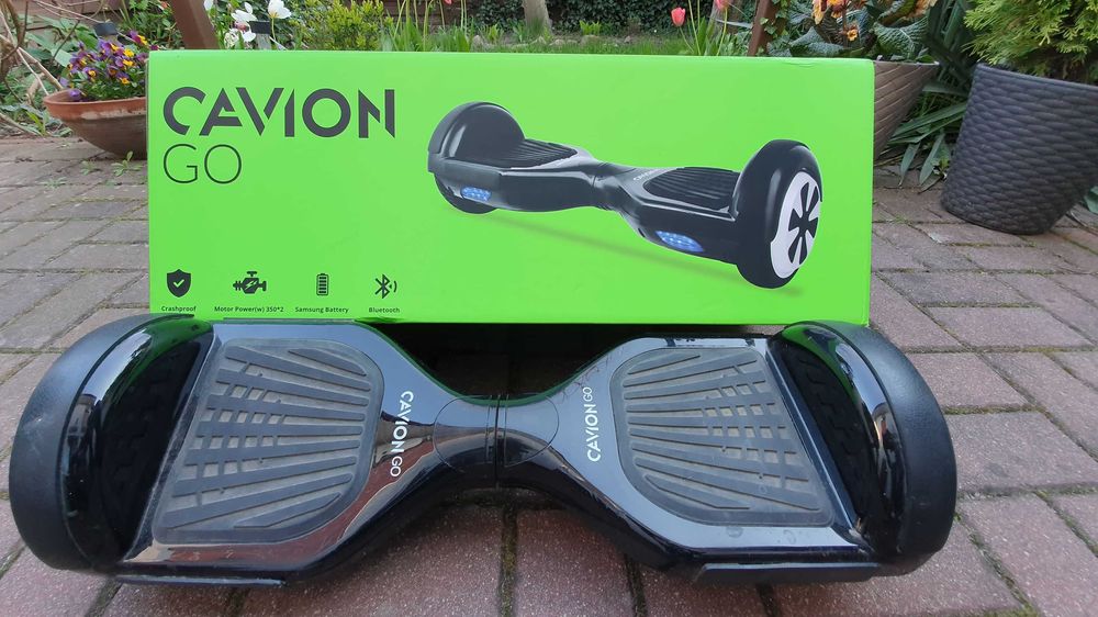 Deskorolka elektryczna Cavion Go 6,5 z oświetlenie, wbudowany głośnik