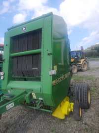 Prasa John Deere 590