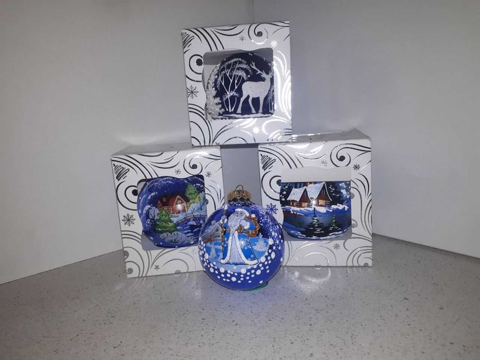 Кулі новорічні сині з об'ємним сніжним малюнком. Кулі на ялинку.