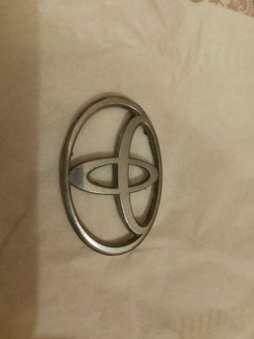Emblemat logo Toyota oryginał 80x53 mm Avensis Corolla Camry