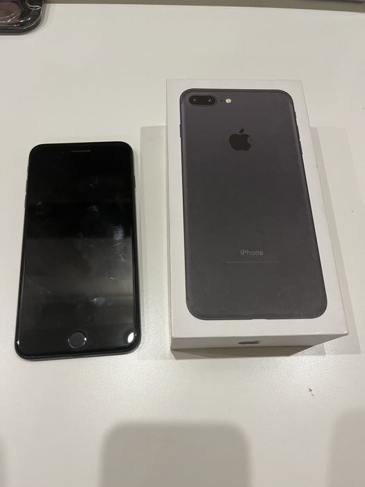 Продам Iphone 7 Plus