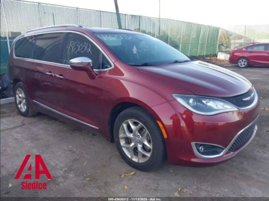 Chrysler Pacifica Niski przebieg, bogate wyposażenie