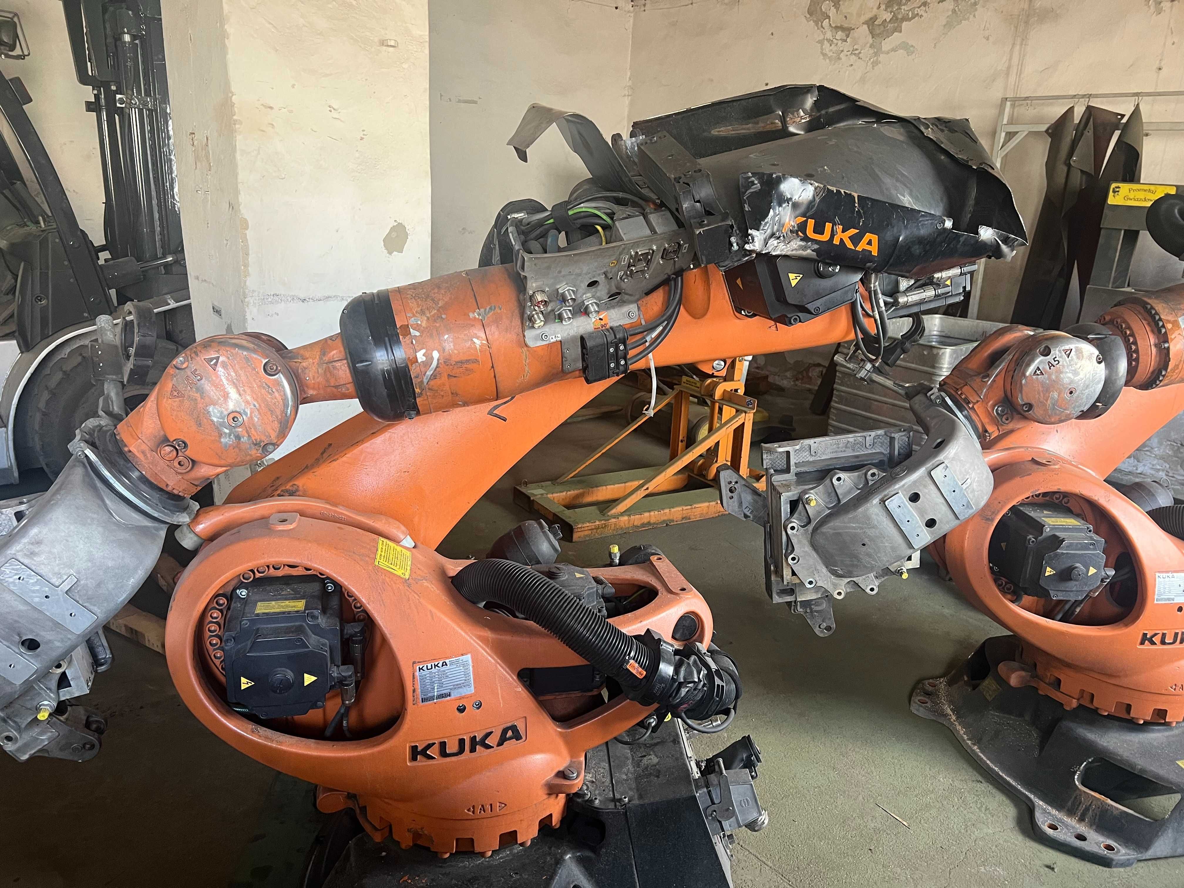 Robot KUKA KR 120 R2500 pro