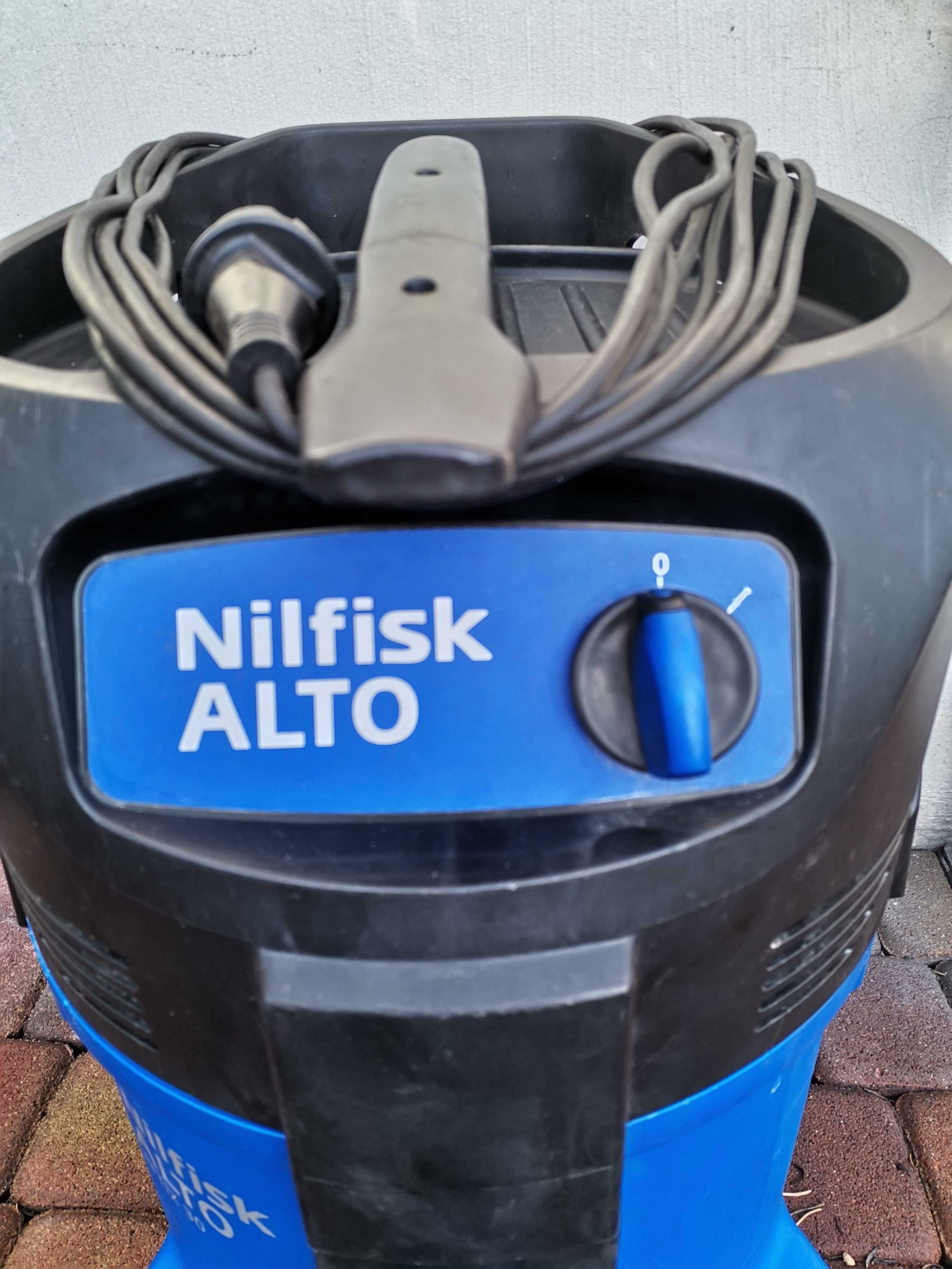 Nilfisk ATTIX 30-01, odkurzacz przemysłowy, sprawny