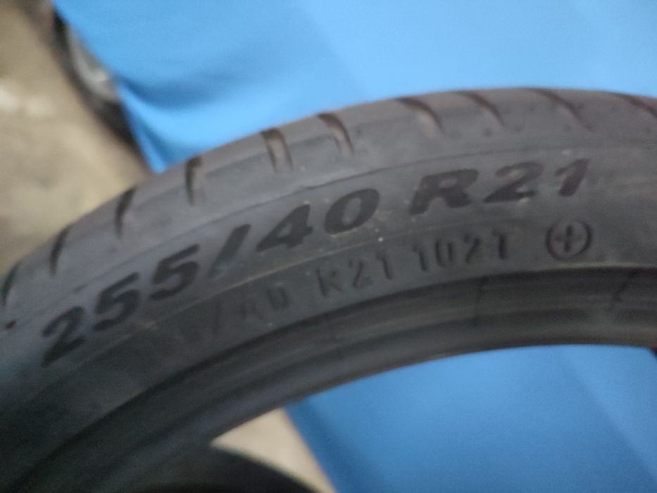 Pirelli Scorpion - 255  40 R21