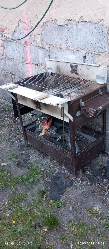 Grill ogrodowy...